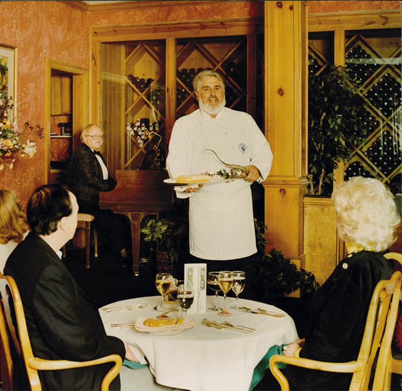 Food, Glorious Food: Reliving the memorable cuisine and serenades at Robert’s of Charleston