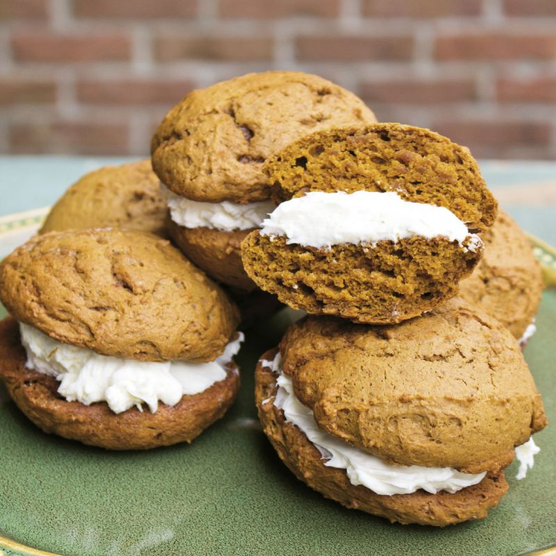 How to Make Pumpkin Whoopie Pies