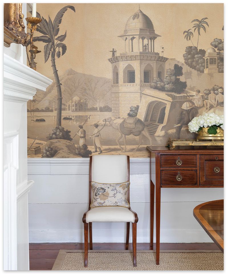 East Meets West: Designer Alexandra Howard blends Asian antiques with classic Charleston style in her family’s 18th-century single house
