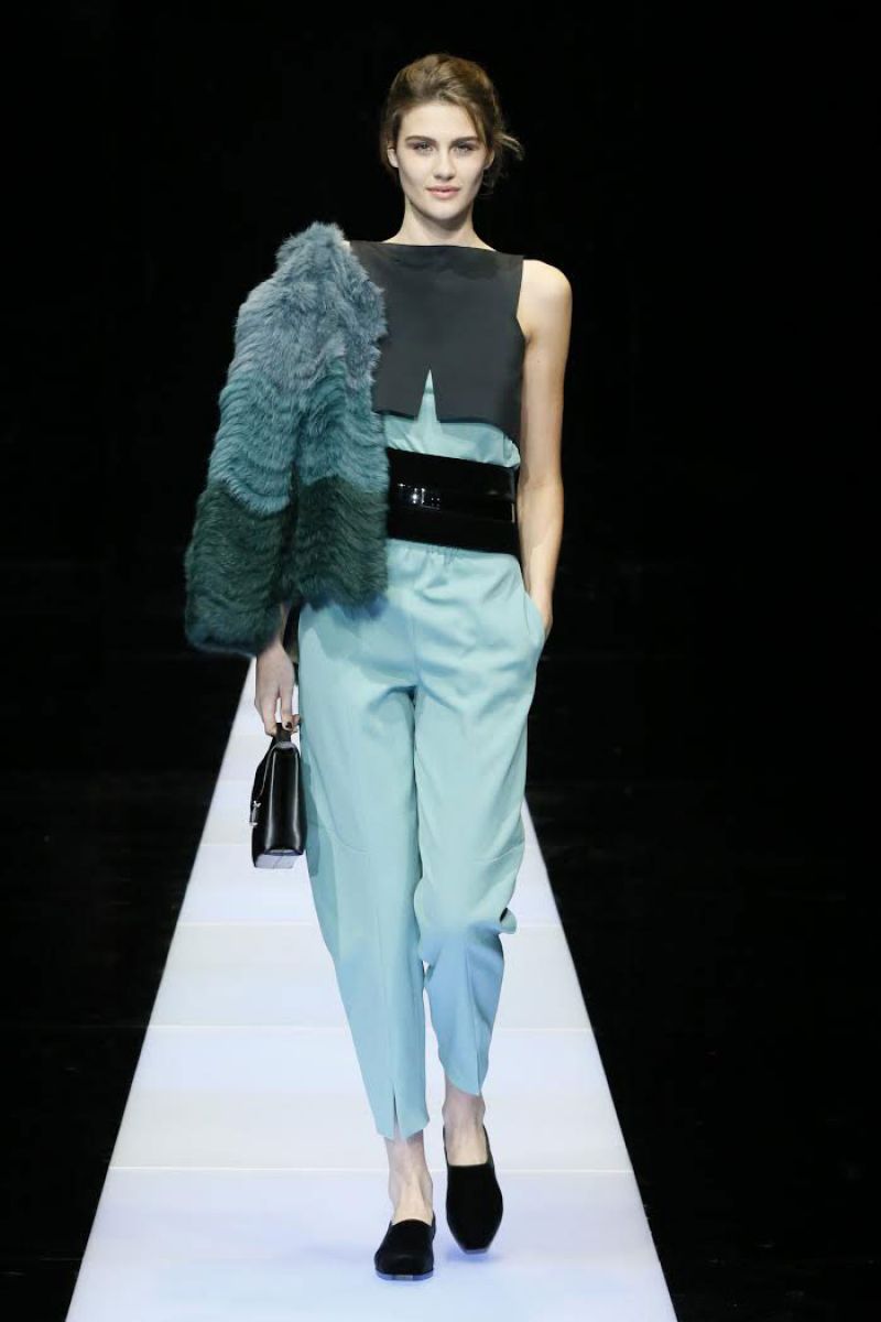 How to Wear Layered Crop Tops