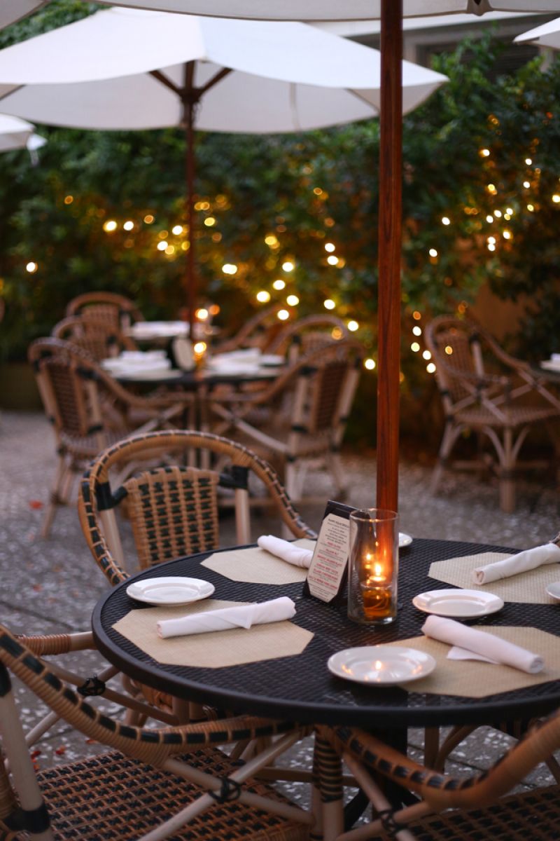 Alfresco/Mount Pleasant: Old Village Post House 
