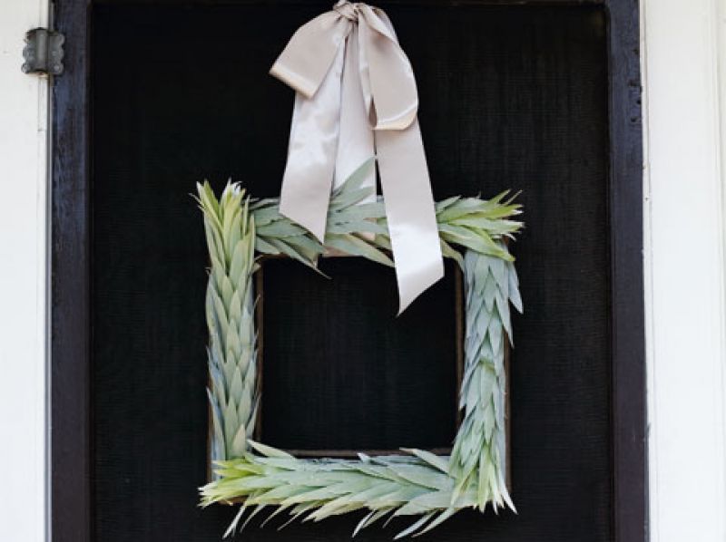Craft a silver leaf wreath