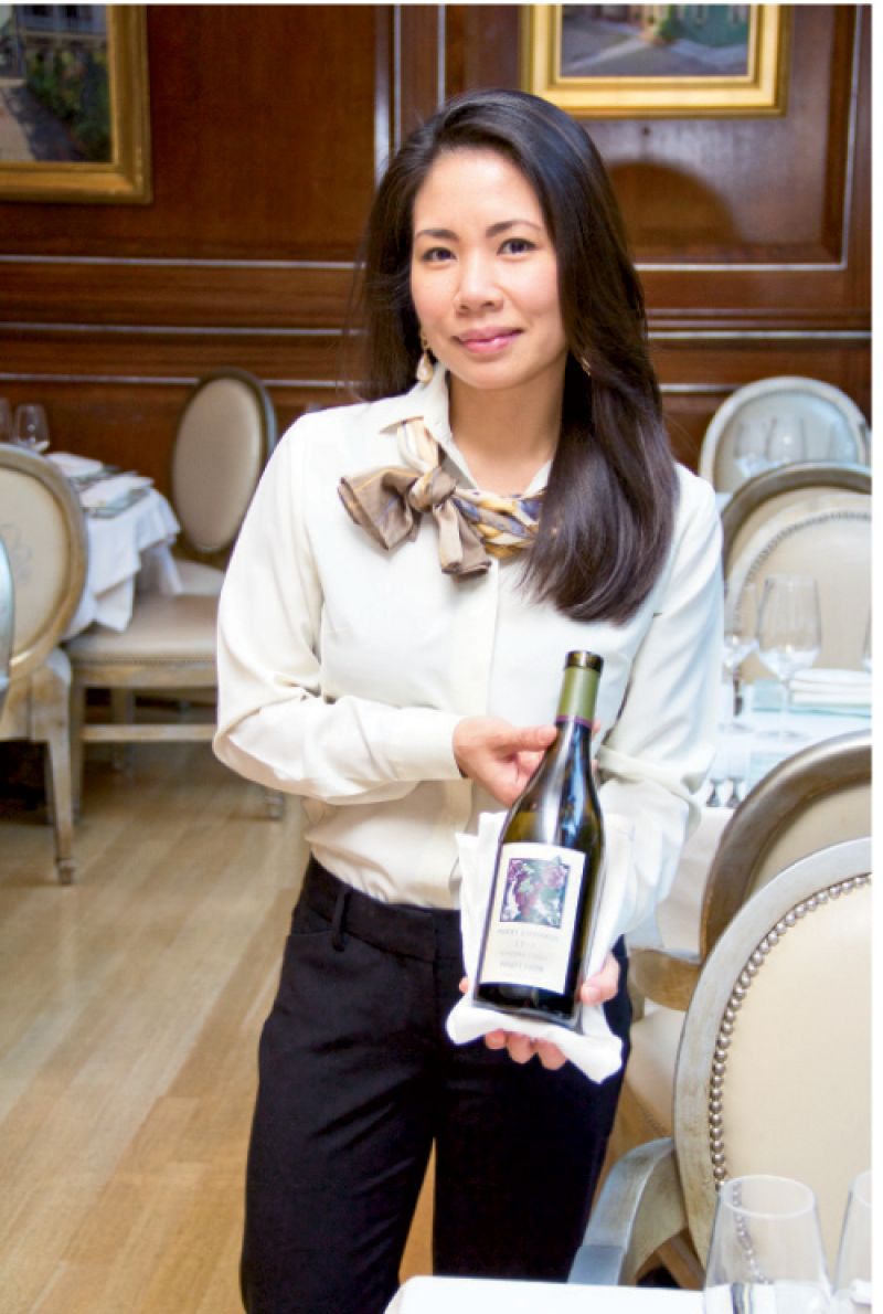 Server: Nika Navarro, Charleston Grill 