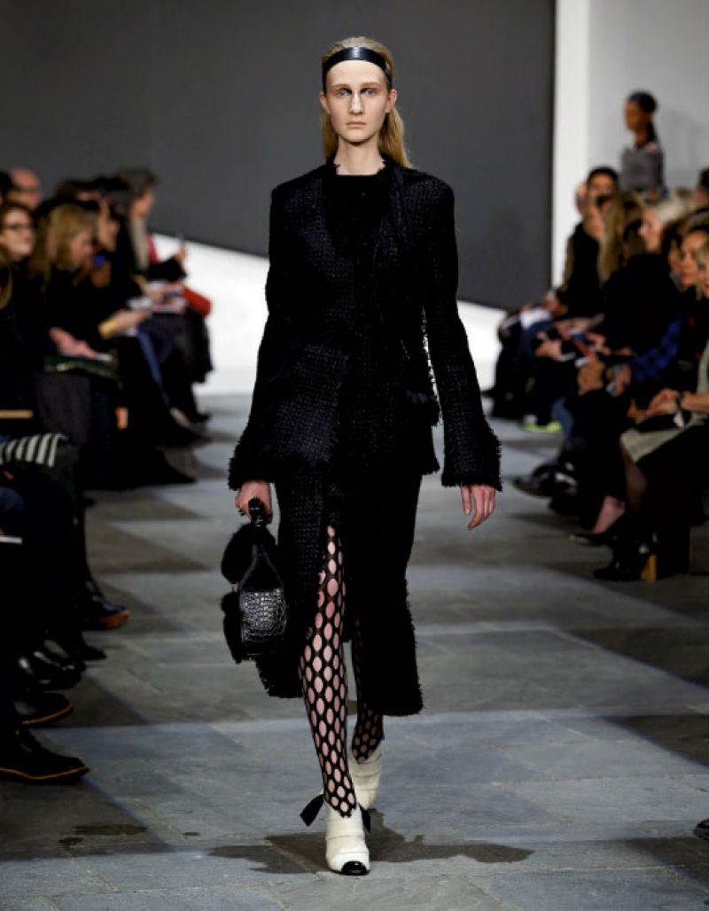 How to Wear Statement tights