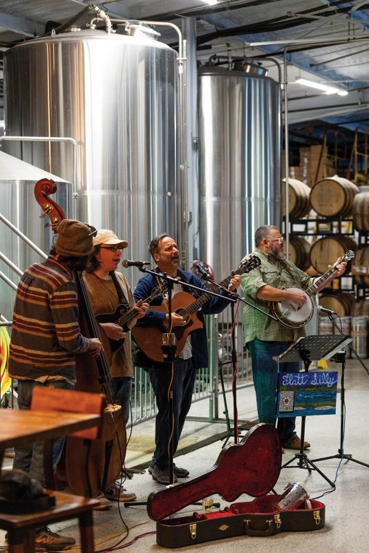 Musicians, such as bluegrass band Flatt Silly, regularly perform at the brewery.