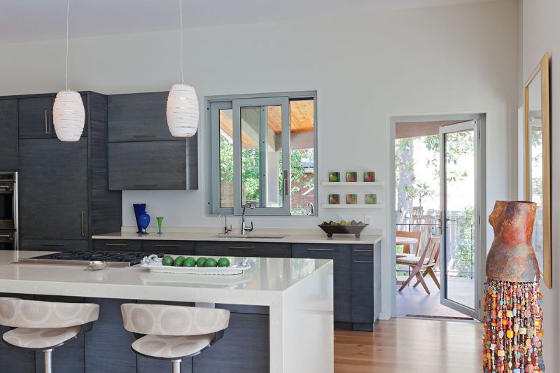 A sculpture by Salt Lake City artist Stacy Phillips reminds the homeowner of her time out West.