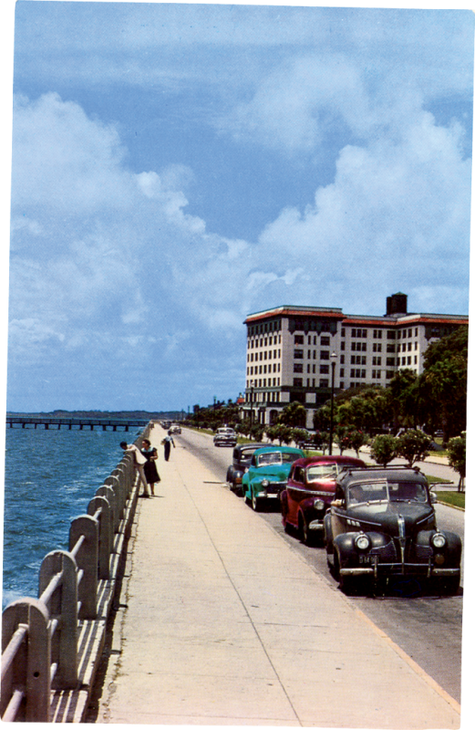 Looking down the Battery towards the Fort Sumter Hotel, circa 1950