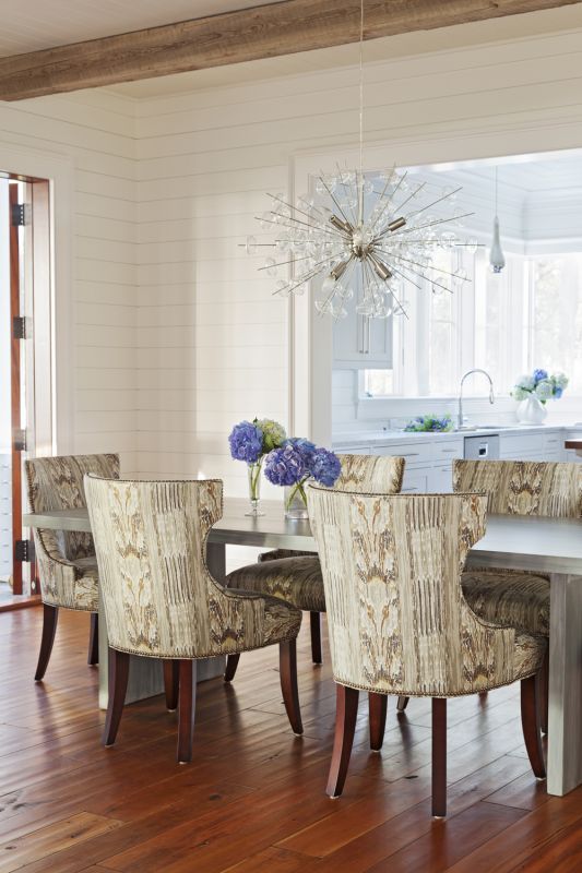 The Charleston Home: At Home on the River
