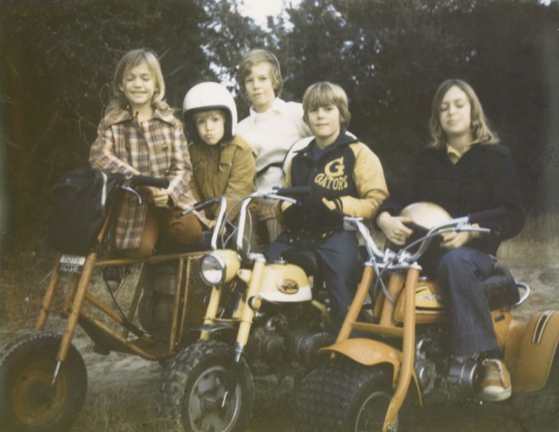 The Marshall-Harrill gang poses for posterity.