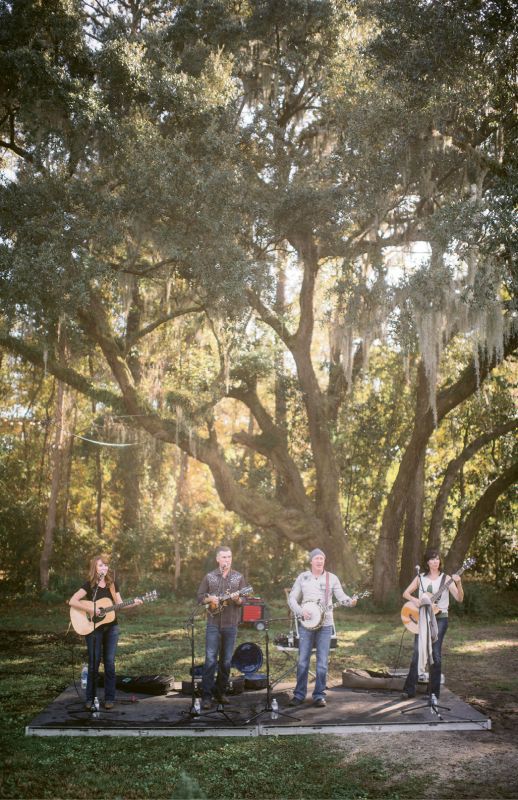Make Merry: Bluegrass band Common Ground played throughout the afternoon. “The band was a splurge, for sure, but I felt it made all the difference!” says Melissa. When hosting a more low-key event, simply pipe in country or bluegrass tunes from a docking station.